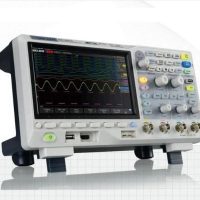 اسیلوسکوپ رومیزی SDS1202X-C سیگلنت 200 مگاهرتز 2 کانال با نرخ نمونه برداری 1GSa/s
